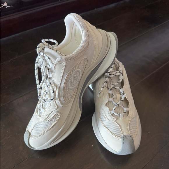 Gucci runners - Picture 1 of 9